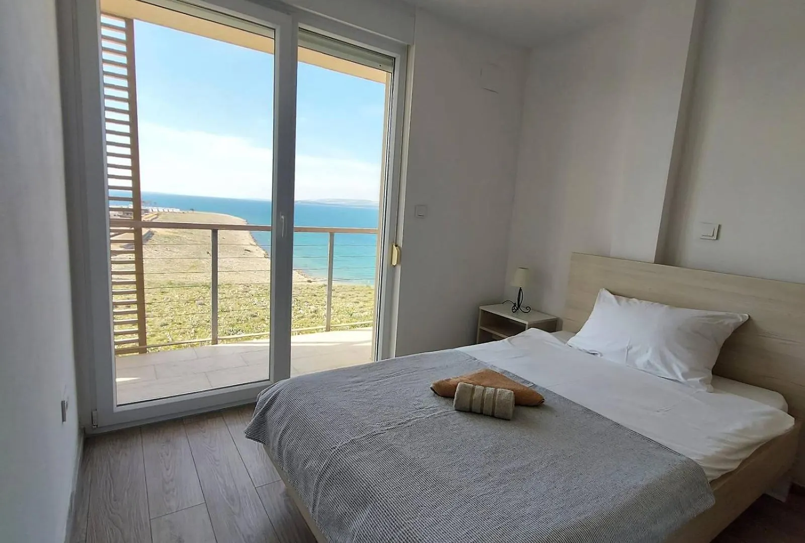 Modern Two Bedroom Apartment With Amazing Sea View And Pool Povljana