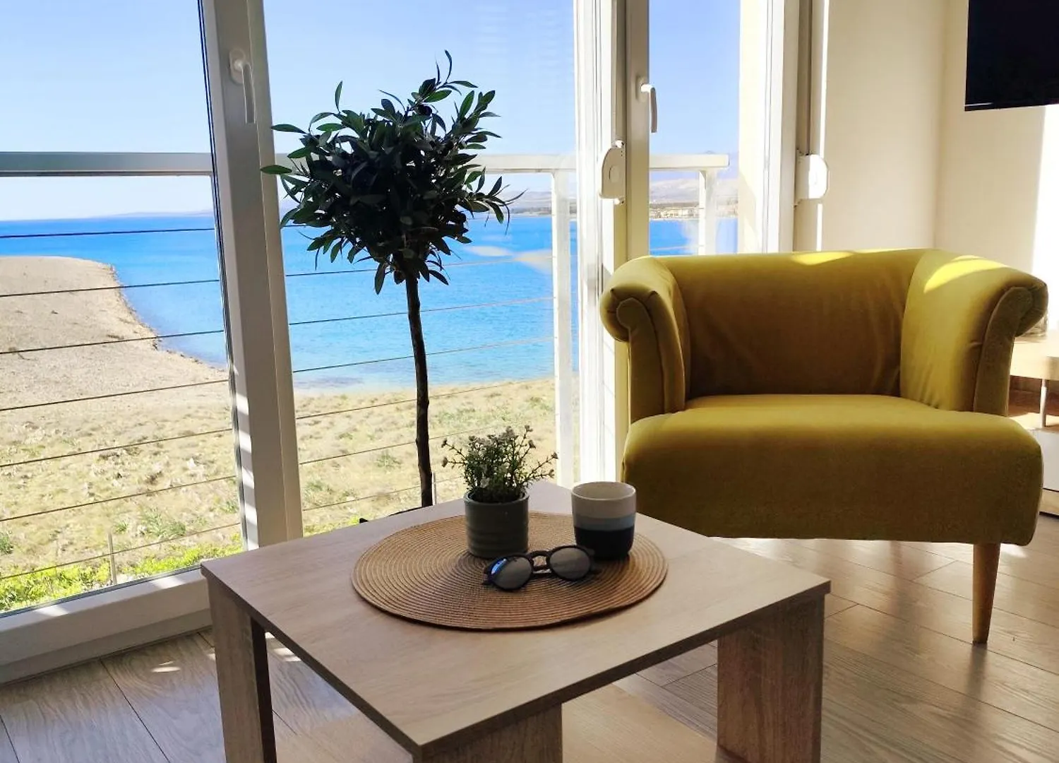 Modern Two Bedroom Apartment With Amazing Sea View And Pool Povljana 0*,  Croatia